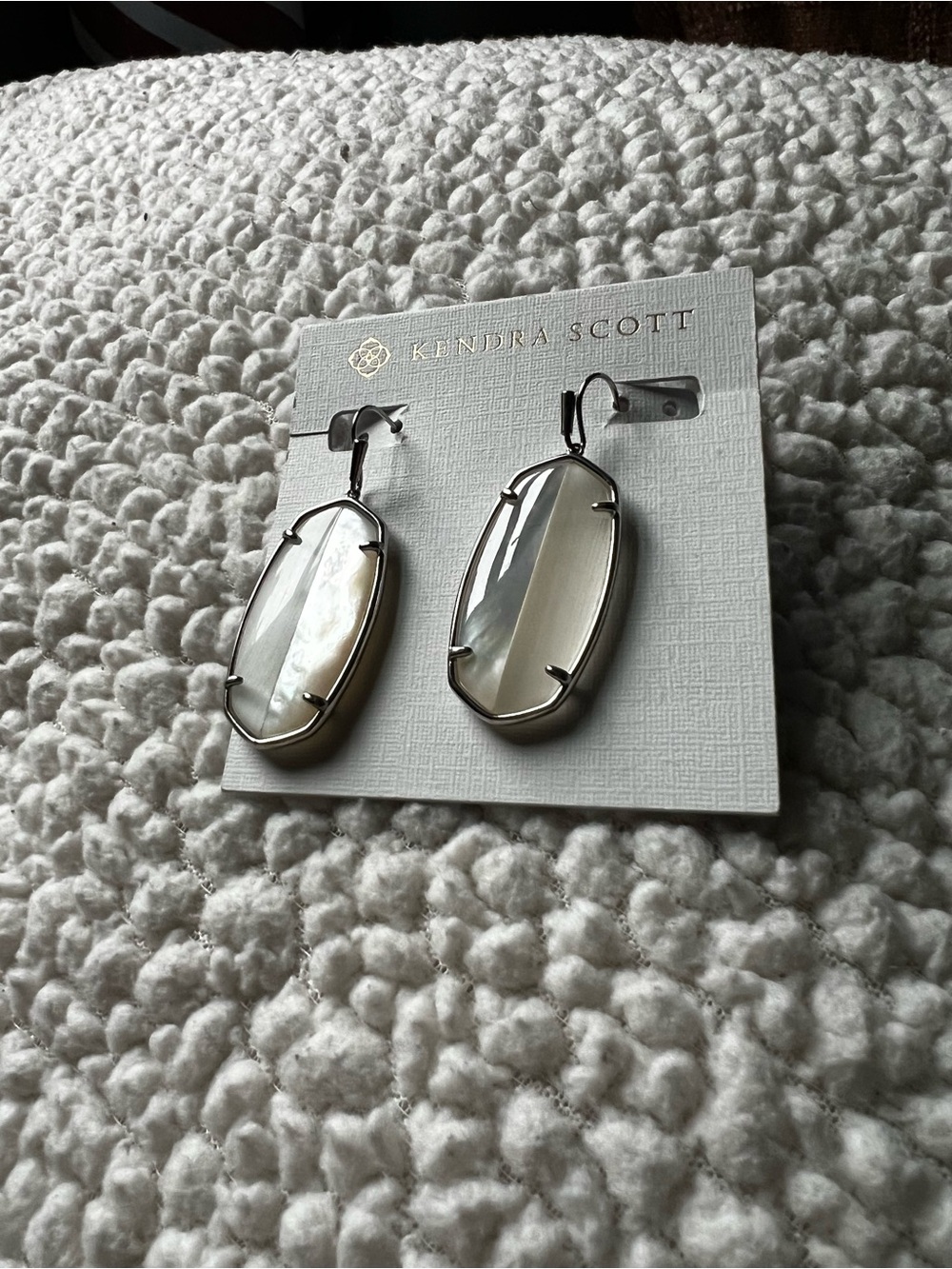 Kendra Scott Silver-Tone Oval Mother-of-Pearl Drop Earrings